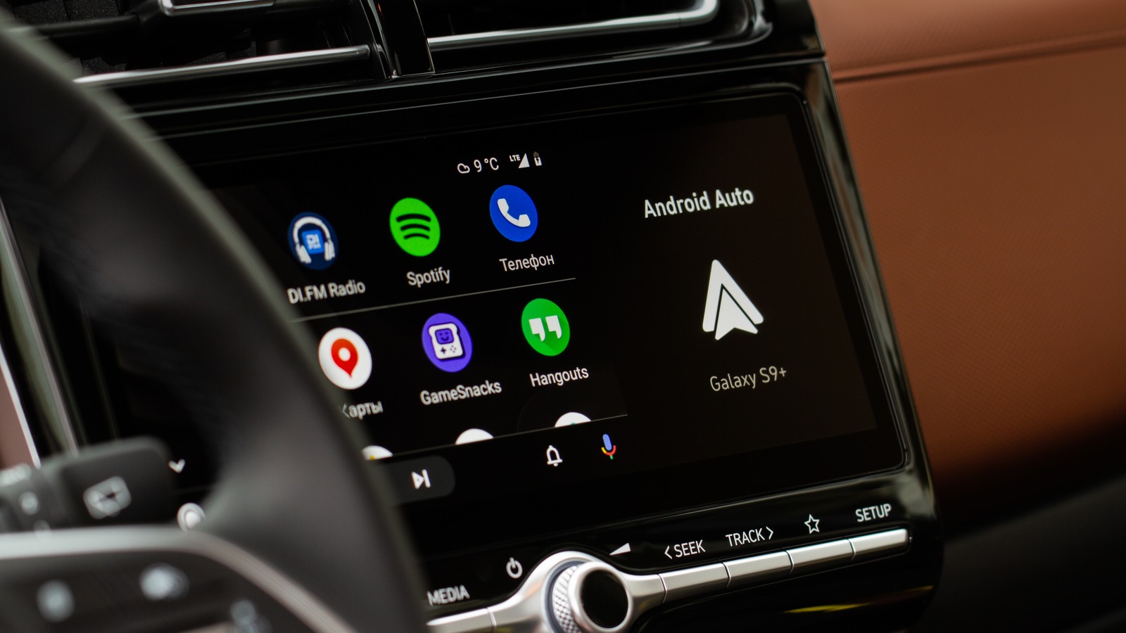 android-tablet-for-car-dashboard-how-to-install-and-use