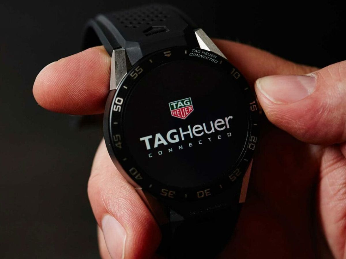 what-makes-tag-heuer-smartwatch-stand-out-in-the-android-market